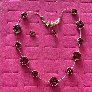 Chic Red and Gold Necklace with Earrings